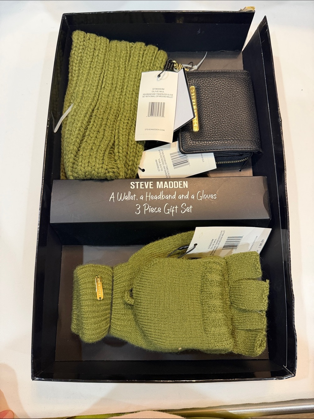 Steve Madden Olive Green 3-Piece Women's Accessory Set